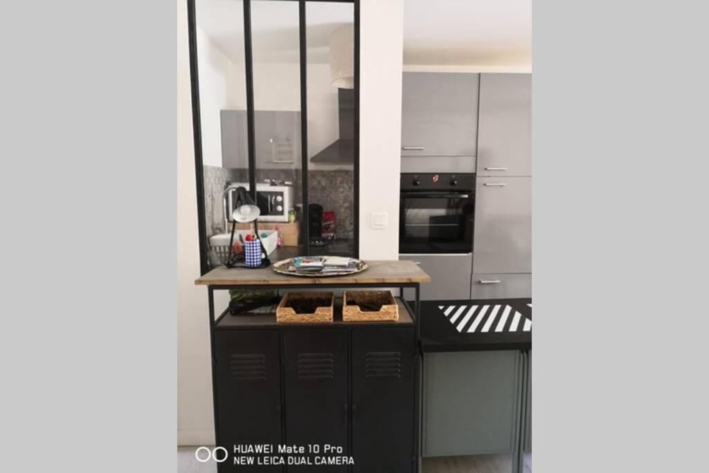 Appartement Avec Jardin Privatif Centre Ville Hyères Екстериор снимка